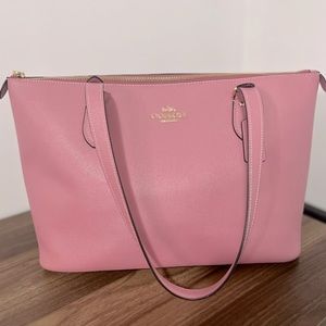 Coach Gallery Tote in EUC - True Pink Leather